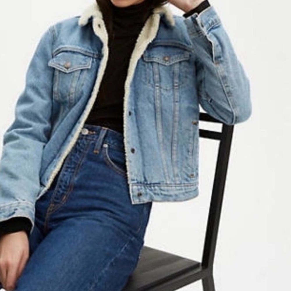 Levi's Light Blue Denim Jacket with Sherpa Collar